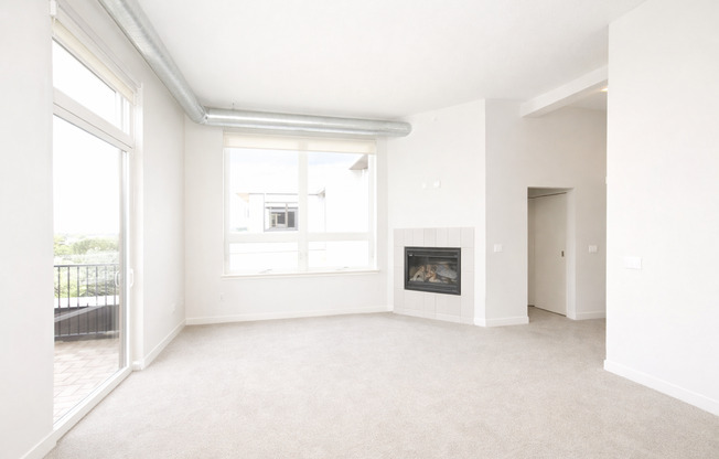 2 beds, 2 baths, 967 sqft, $2,000, Unit 101