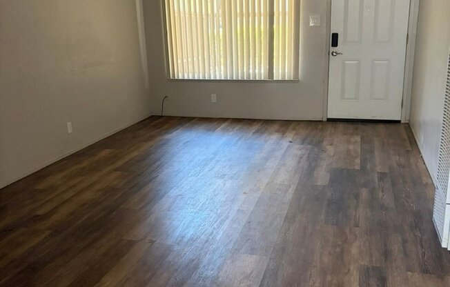 320 Franciscan Ct apt 4 4