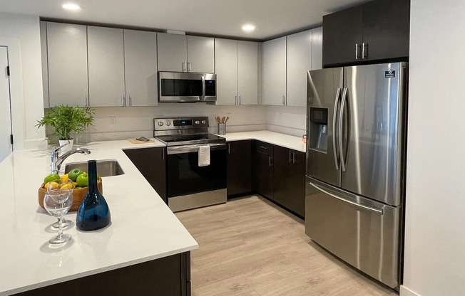 1 bed, 1 bath, 501 sqft, $1,650, Unit 105