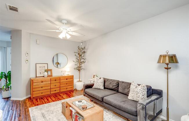 1730 TIMBER RDG RD