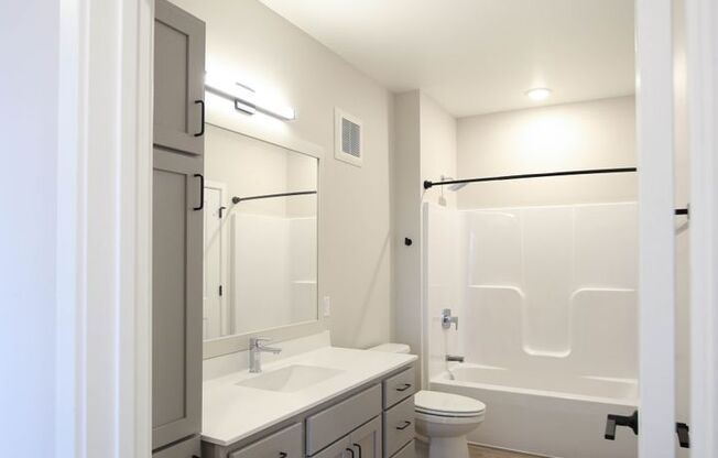 2 beds, 2 baths, 1,186 sqft, $2,700, Unit 508