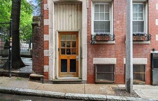 16 STILLMAN ST