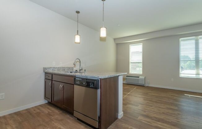 Studio, 1 bath, 563 sqft, $1,535, Unit 104-304