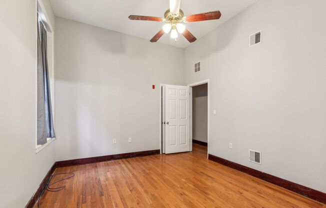 5 beds, 4.5 baths, 1,500 sqft, $3,600, Unit 3414 - A