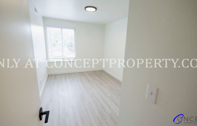 2 beds, 1 bath, 894 sqft, $1,599, Unit 23