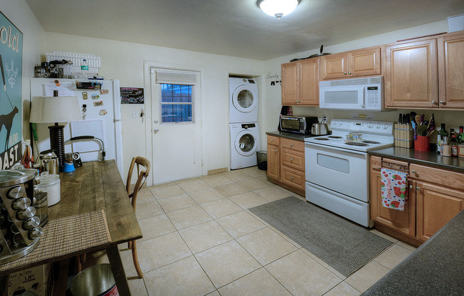 3 beds, 2 baths, $1,775