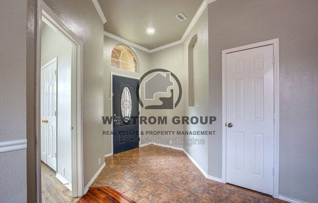 4637 PARKMOUNT DR