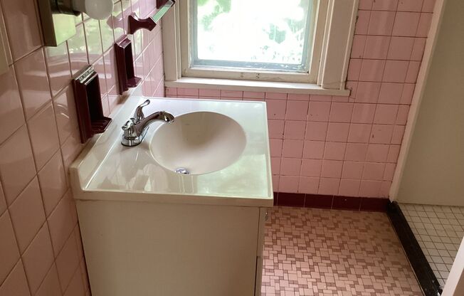 2449-51-51A N. 54th St.