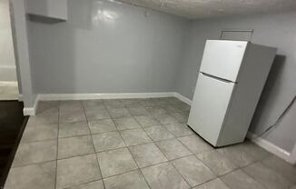 3 beds, 1 bath, $1,500