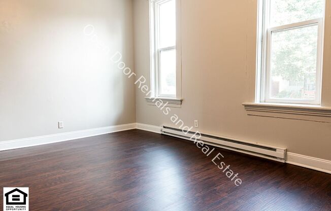 1 bed, 1 bath, 750 sqft, $795, Unit Apartment 1