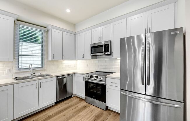 2 beds, 2.5 baths, 1,197 sqft, $4,600, Unit 118