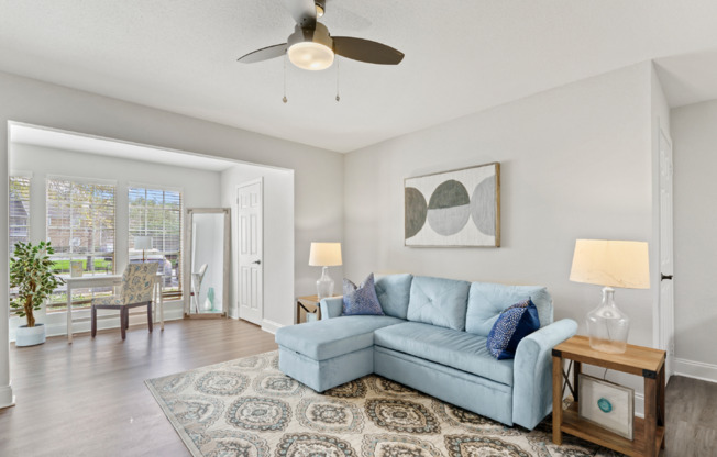1 bed, 1 bath, 823 sqft, $1,650, Unit 1216