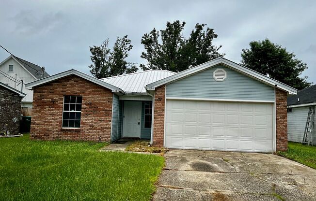 3 beds, 2 baths, $1,995