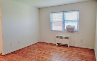 1 bed, 1 bath, 600 sqft, $1,525, Unit 5875-303