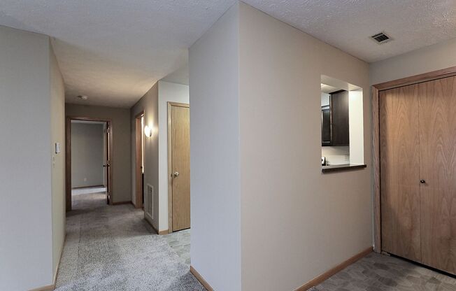 2 beds, 2 baths, 1,147 sqft, $1,335, Unit AL-78