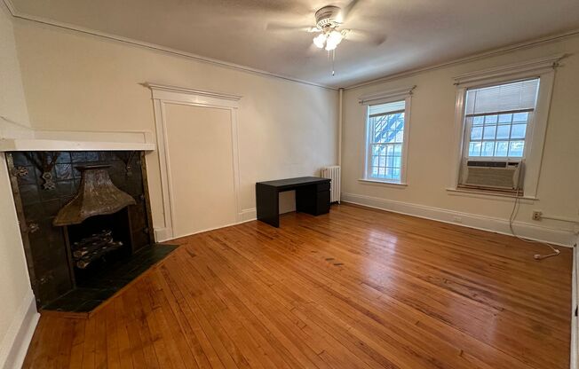 1277 Commonwealth Ave