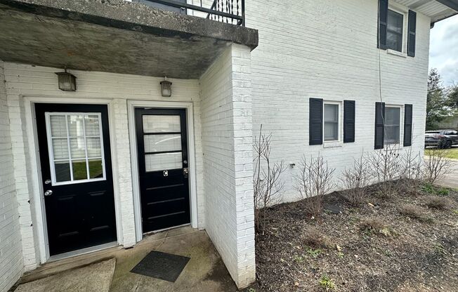 Memorial Drive - 1860 / 1862 / 1864