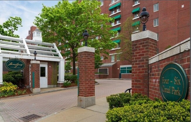 6 Canal Park