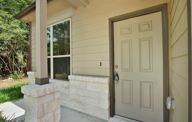 Brand New Home! 109 Seminole Dr. -- Immediate Move In!