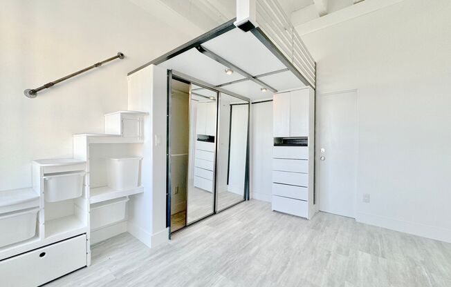 1 bed, 1 bath, $2,195
