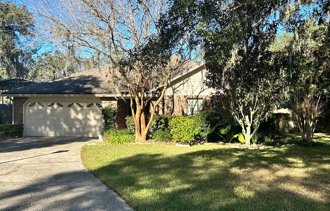 4345 Gran Meadows Ln S