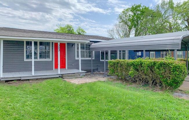 Gorgeous all renovated Home in Sweeney, TX!