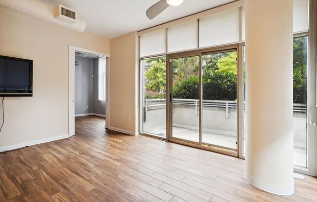 HUGE 1st Floor Luxury 2 Bed, 2 Bath Mount Vernon Triangle Condo, Garage Parking Included!!
