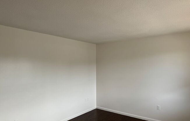 A wonderful Bellhaven townhouse!!!!