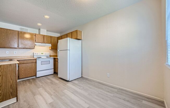 2 beds, 1 bath, $950