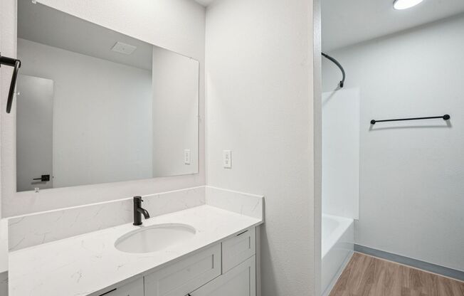 3 beds, 1.5 baths, 1,246 sqft, $2,199, Unit 2611-1