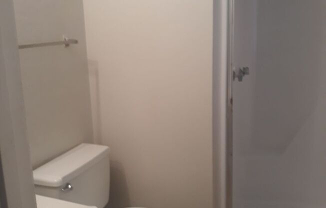 2 beds, 2 baths, $1,450