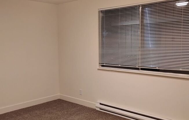 2 beds, 1.5 baths, 1,000 sqft, $1,550, Unit 257-558