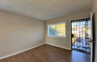 1 bed, 1 bath, 600 sqft, $2,100, Unit 2123.5 B