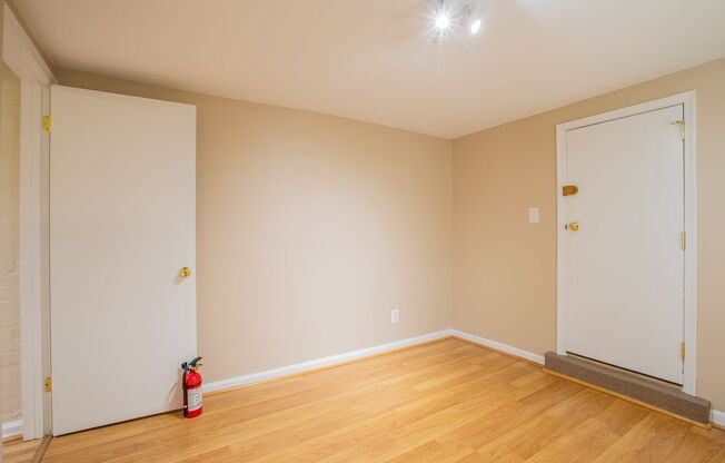 1 bed, 1 bath, $1,895, Unit (#B2)