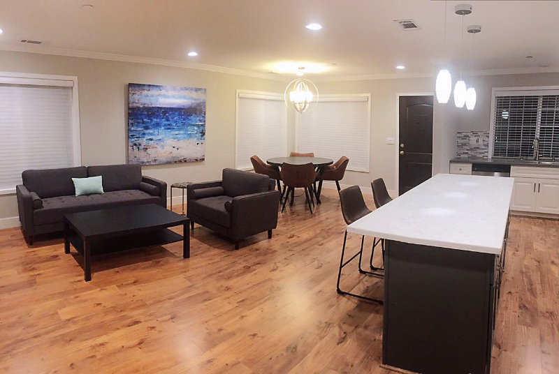218 Bradford Dr