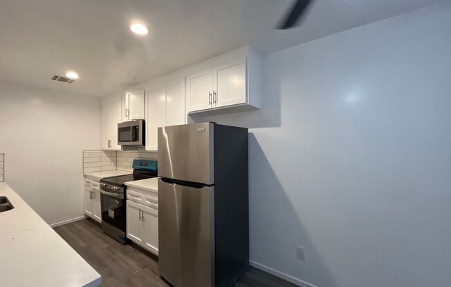 3 beds, 2 baths, 1,350 sqft, $3,198, Unit 301