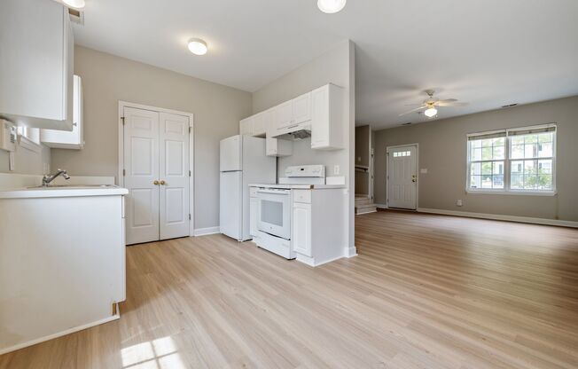 Available Now! Renovated 3 bedroom 2.5 bath End Unit in NE Raleigh