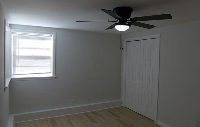 2 beds, 1 bath, $1,695, Unit 7770 - Unit #2