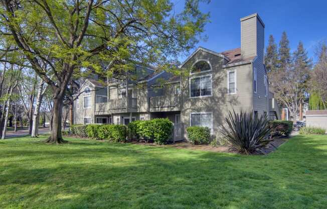 Looking for Pleasant Hill Apartments, Come to Wood Creek.