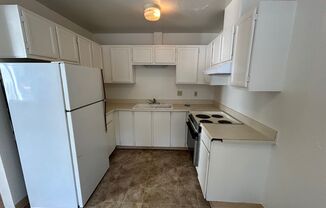 2 beds, 1 bath, 800 sqft, $1,600, Unit #2