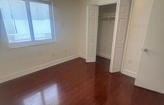 2 beds, 1 bath, 750 sqft, $2,050, Unit #4