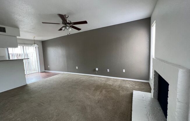 1 bed, 1.5 baths, 776 sqft, $975, Unit 24-1104