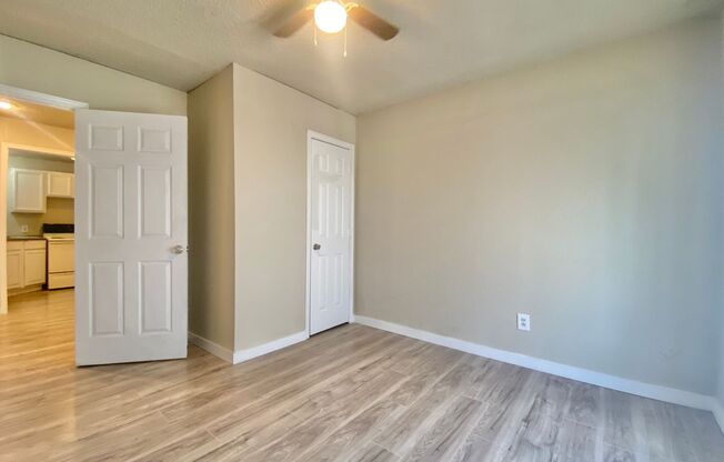 3 beds, 1 bath, $1,025