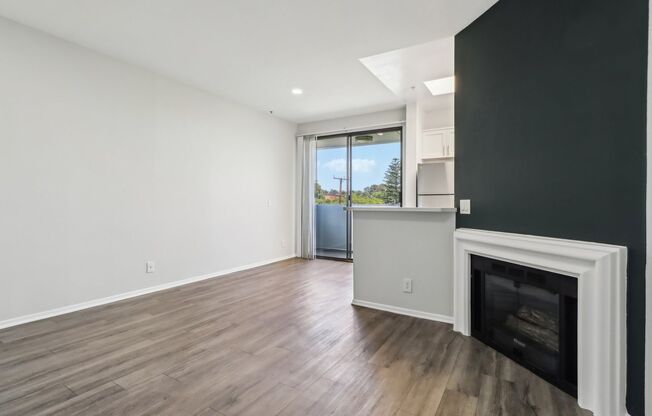 1 bed, 1 bath, 550 sqft, $2,248, Unit 205