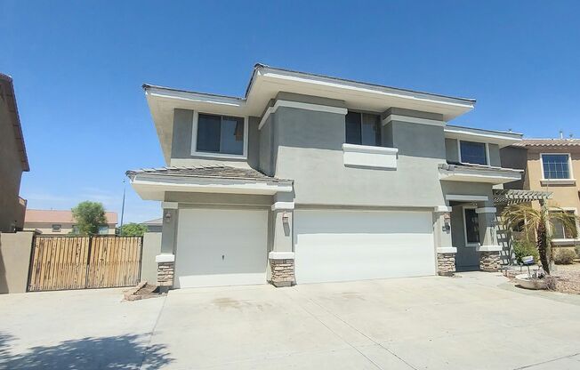 Come Check Me Out I'am Big and Beautiful