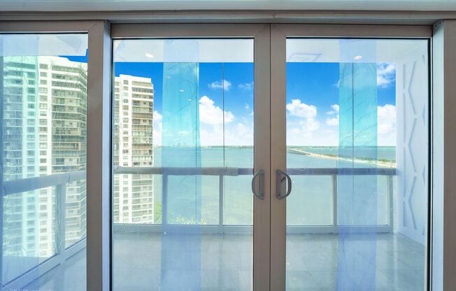 2 beds, 2 baths, $4,300, Unit unit 20H