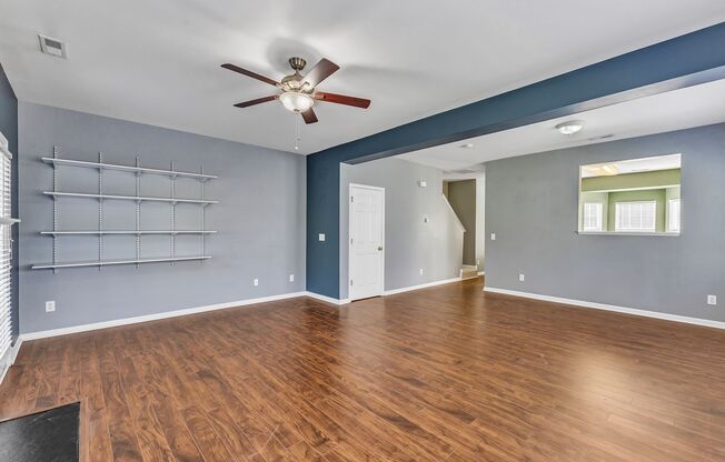 Adorable 3b 3b Townhome In Wake Forest!