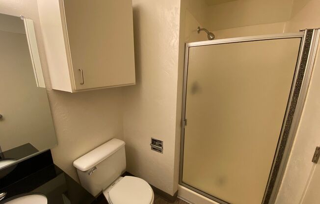 2 beds, 2 baths, 1,150 sqft, $1,712, Unit 0172