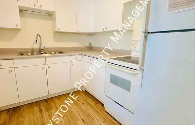 230 MYSTIC LK DOCTOR N ST