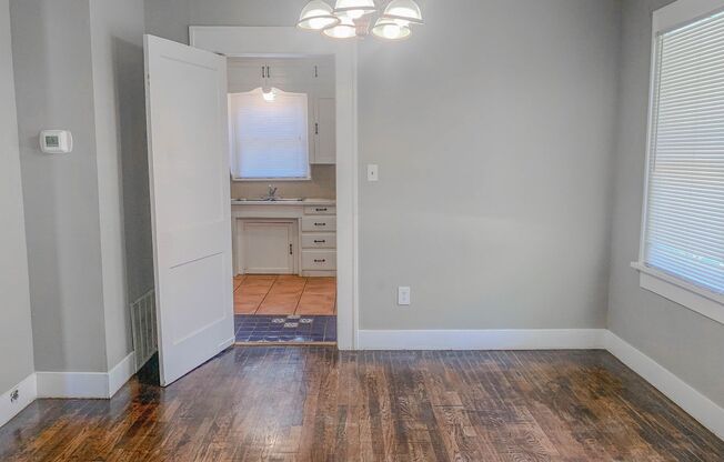 Pre-Leasing - 2 bed 1 bath